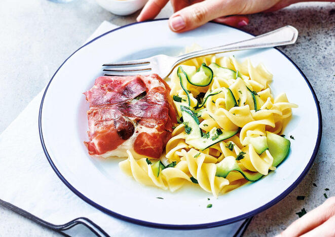 Tupperware Ψητός μπακαλιάρος με ζαμπόν Serrano 